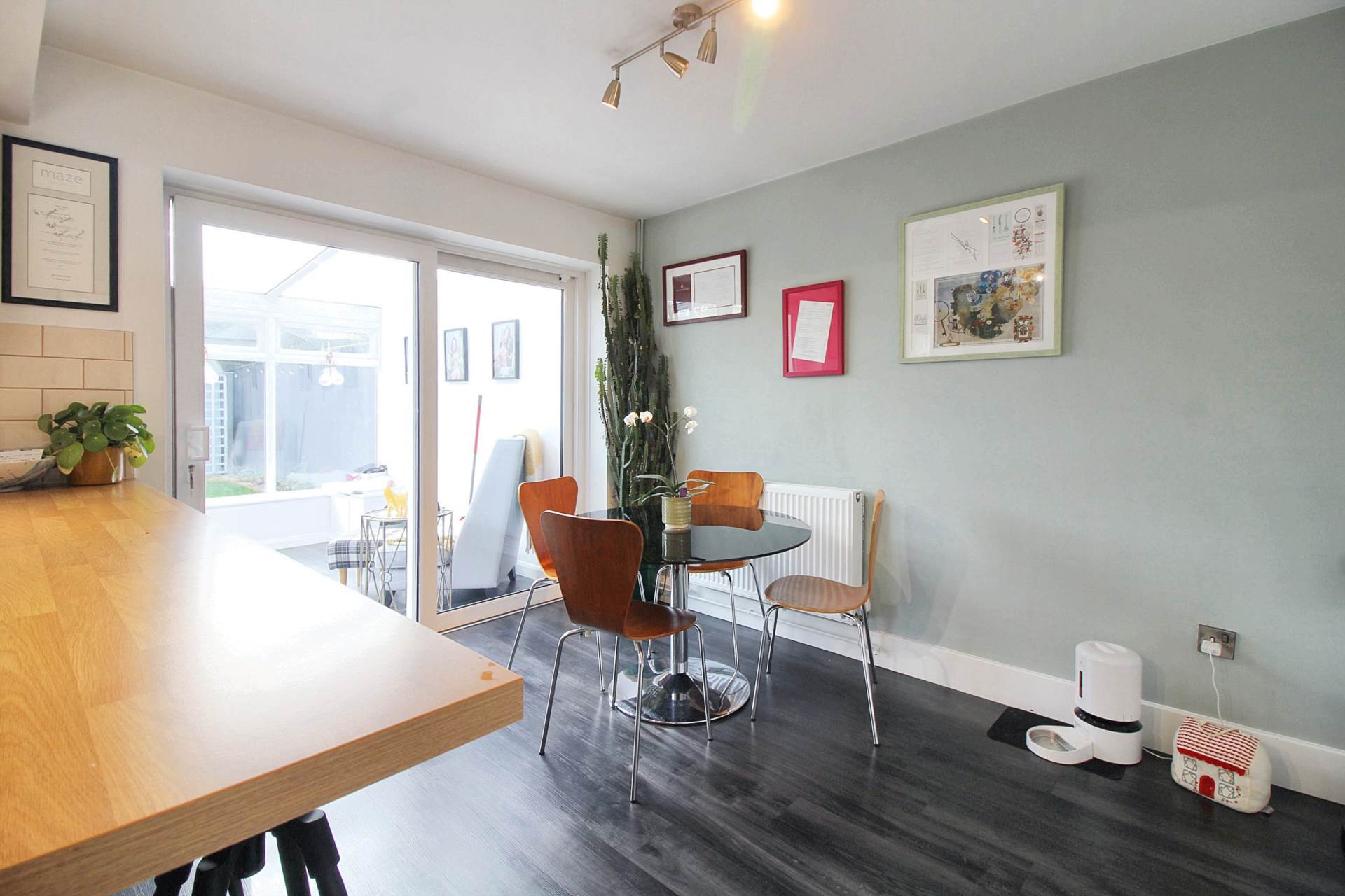 Chaucer Drive, Aylesbury, Image 11