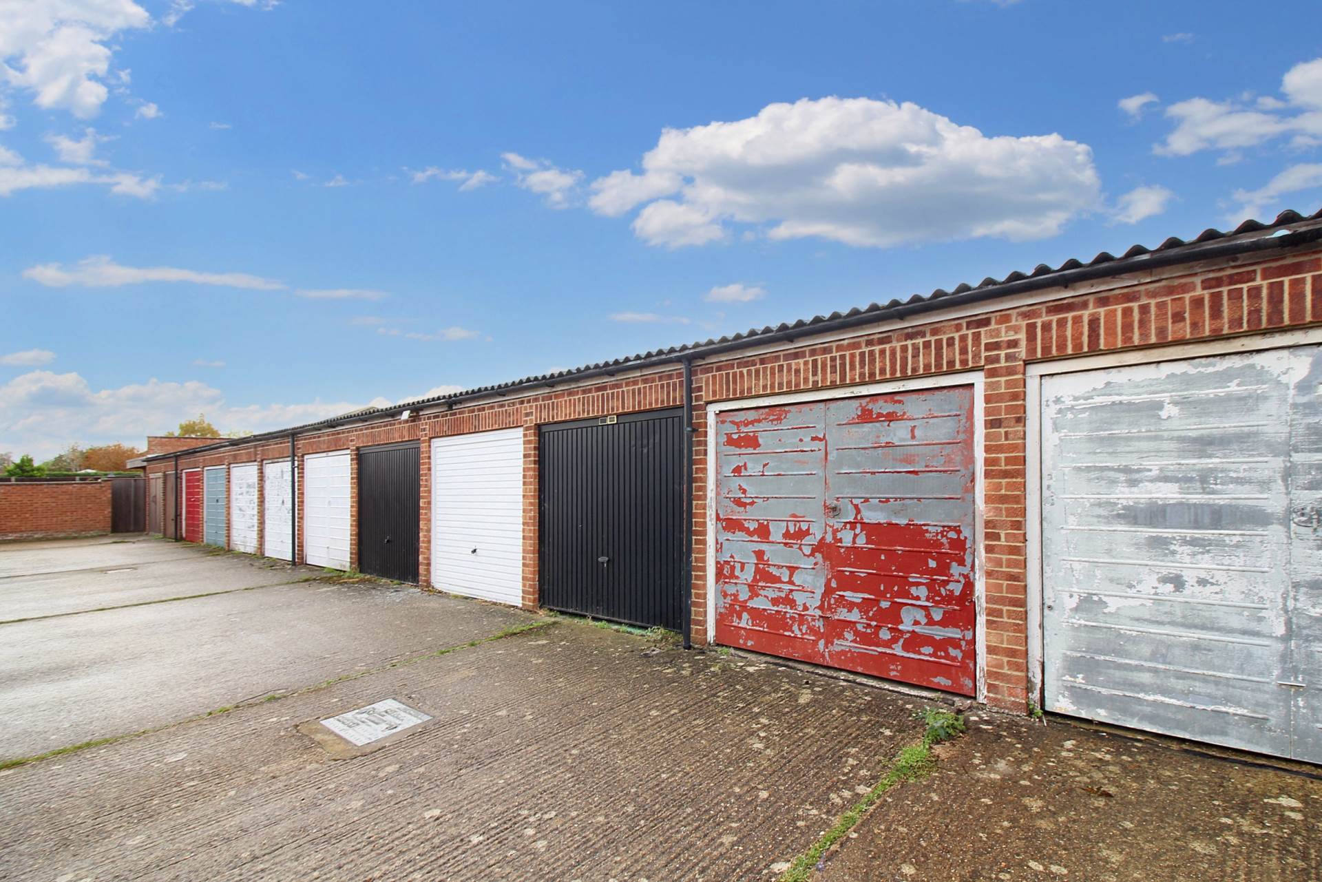 Chaucer Drive, Aylesbury, Image 15