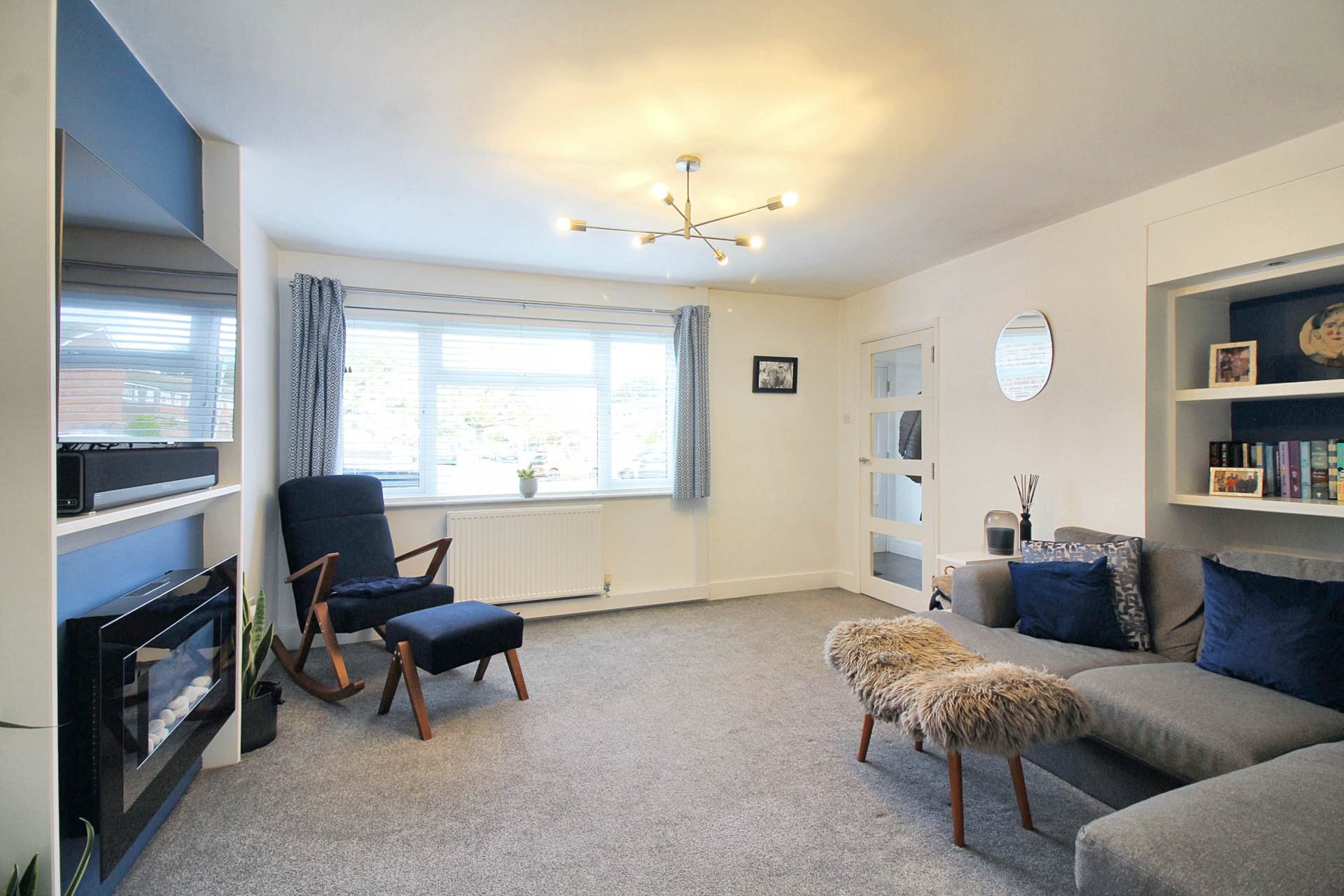 Chaucer Drive, Aylesbury, Image 2