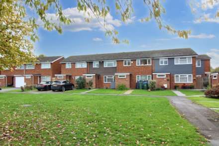 Chaucer Drive, Aylesbury, Image 16