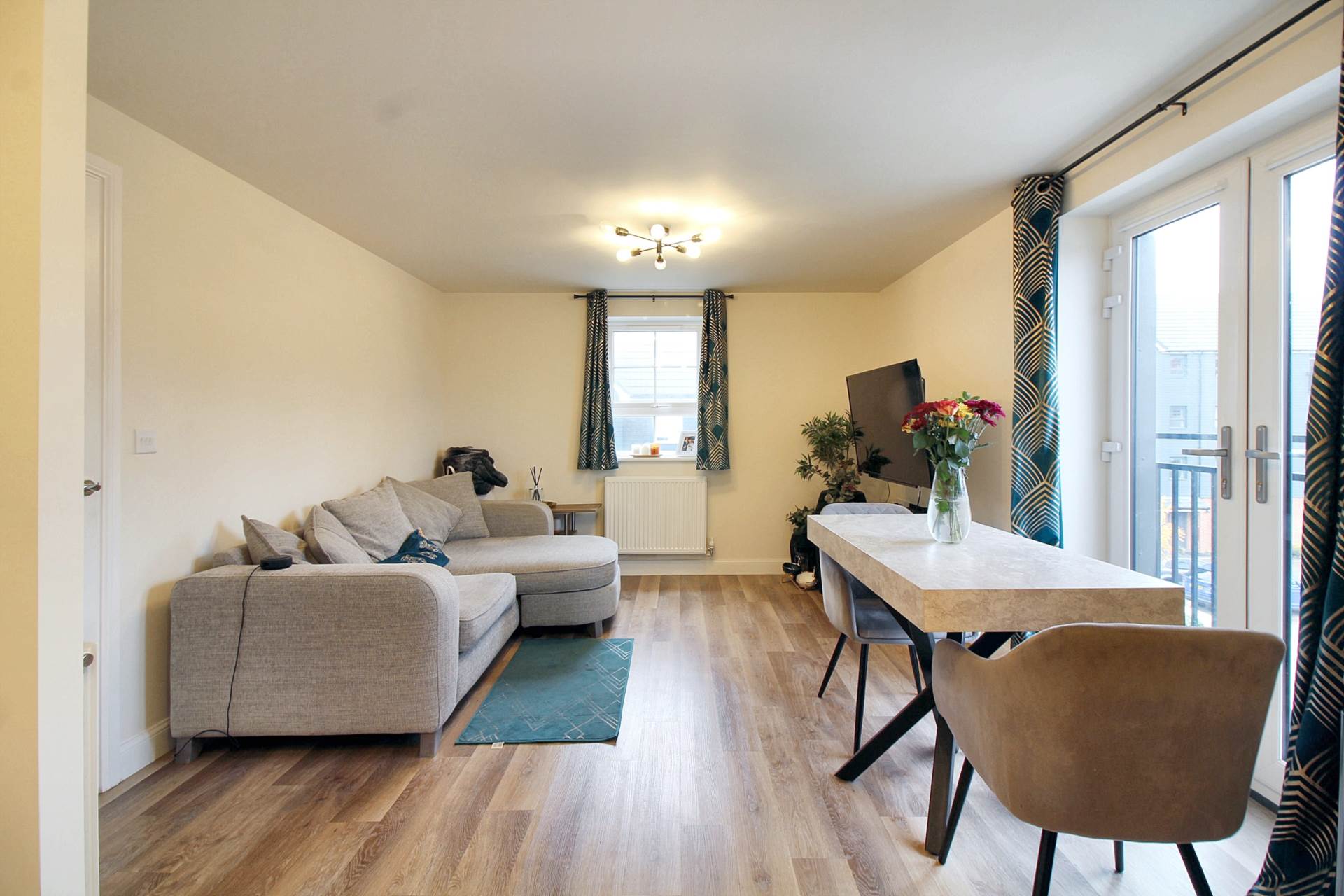 Kingsbrook Basin, Aylesbury, Image 2