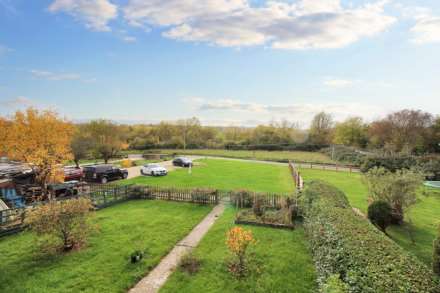 Hartwell View, Aylesbury, Image 2