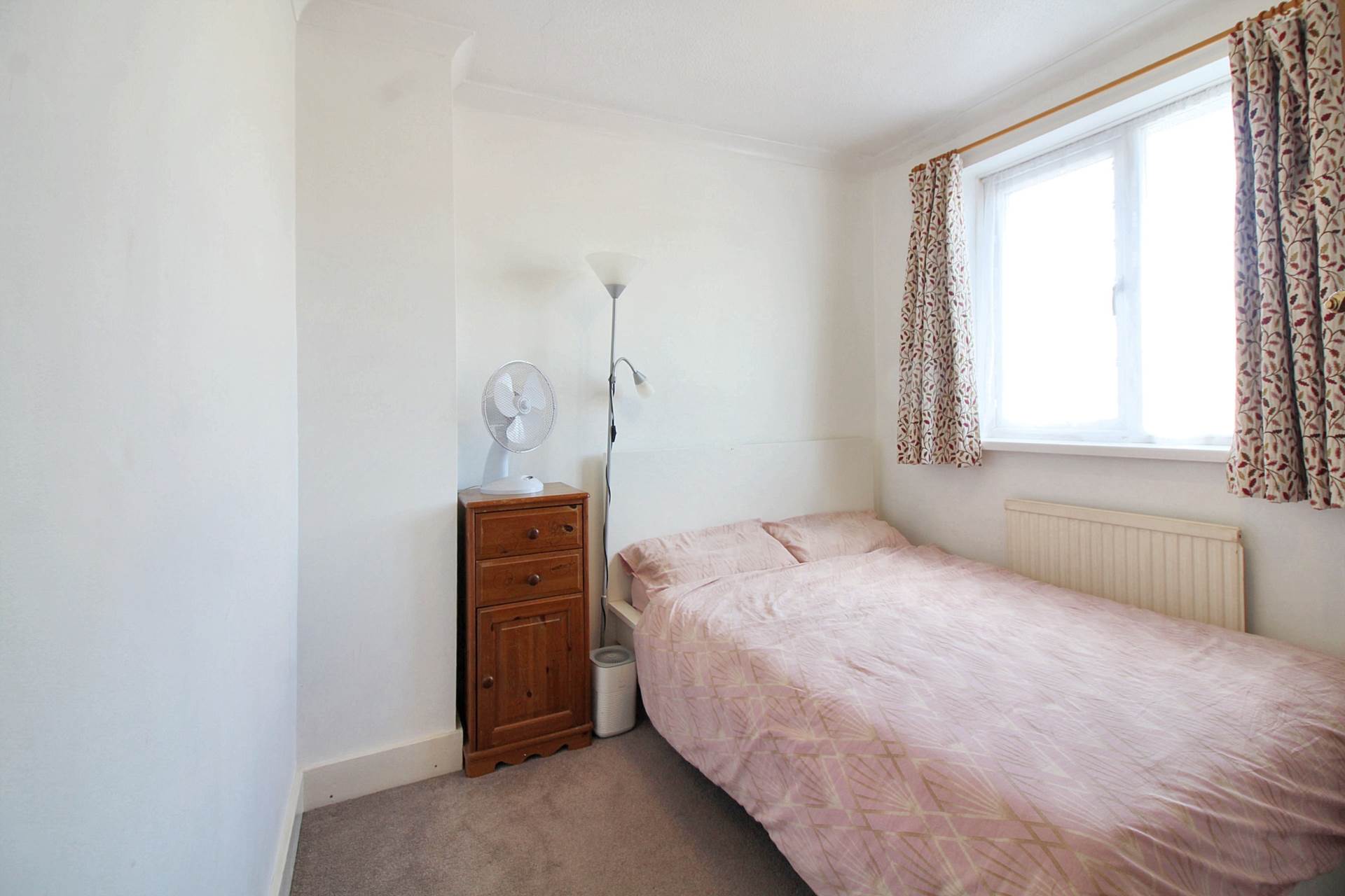 Bicester Road, Aylesbury, Image 10