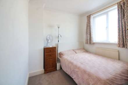 Bicester Road, Aylesbury, Image 10