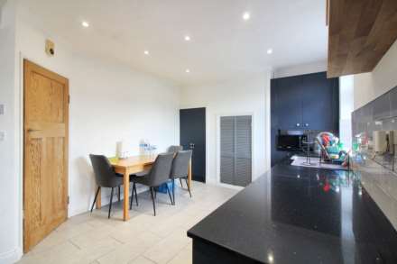 Bicester Road, Aylesbury, Image 5