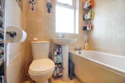 Bicester Road, Aylesbury, Image 6