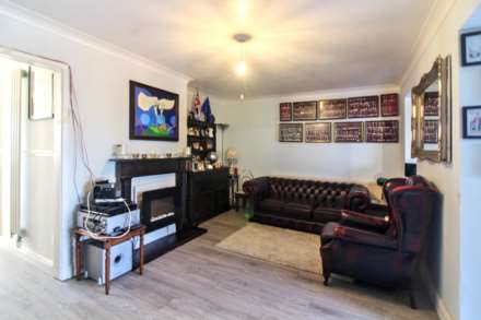 Orwell Drive, Aylesbury, Image 2