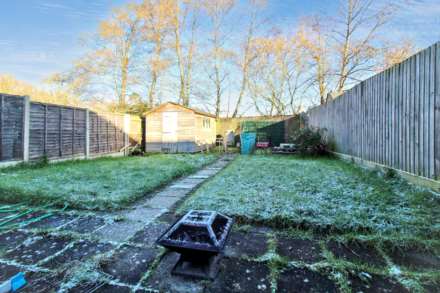 Orwell Drive, Aylesbury, Image 3