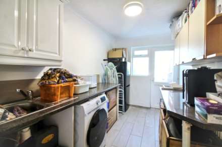 Orwell Drive, Aylesbury, Image 9