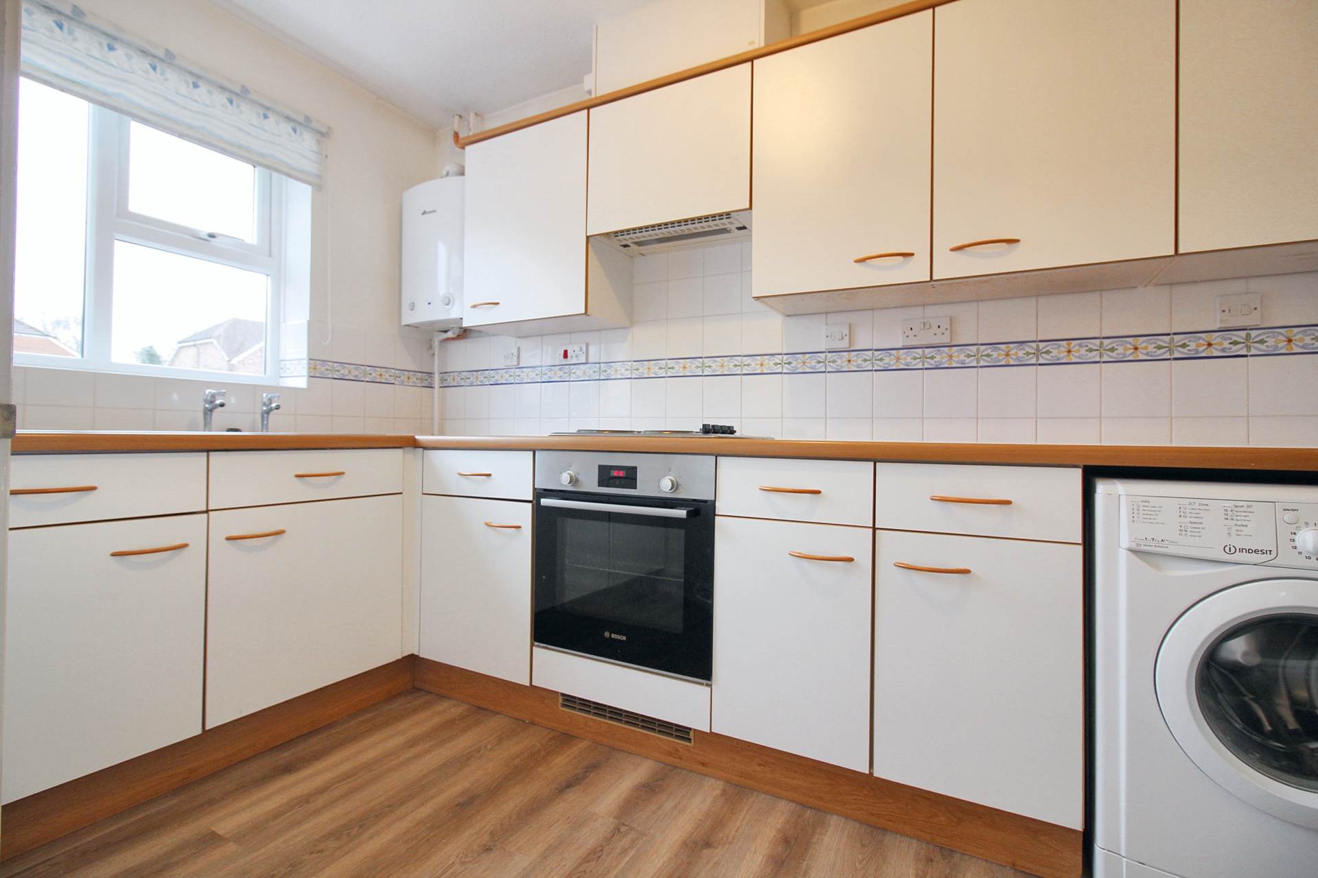 Turnpike End, Aylesbury, Image 3