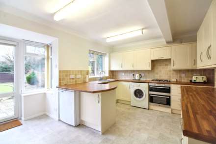 Craigwell Avenue, Aylesbury, Image 2