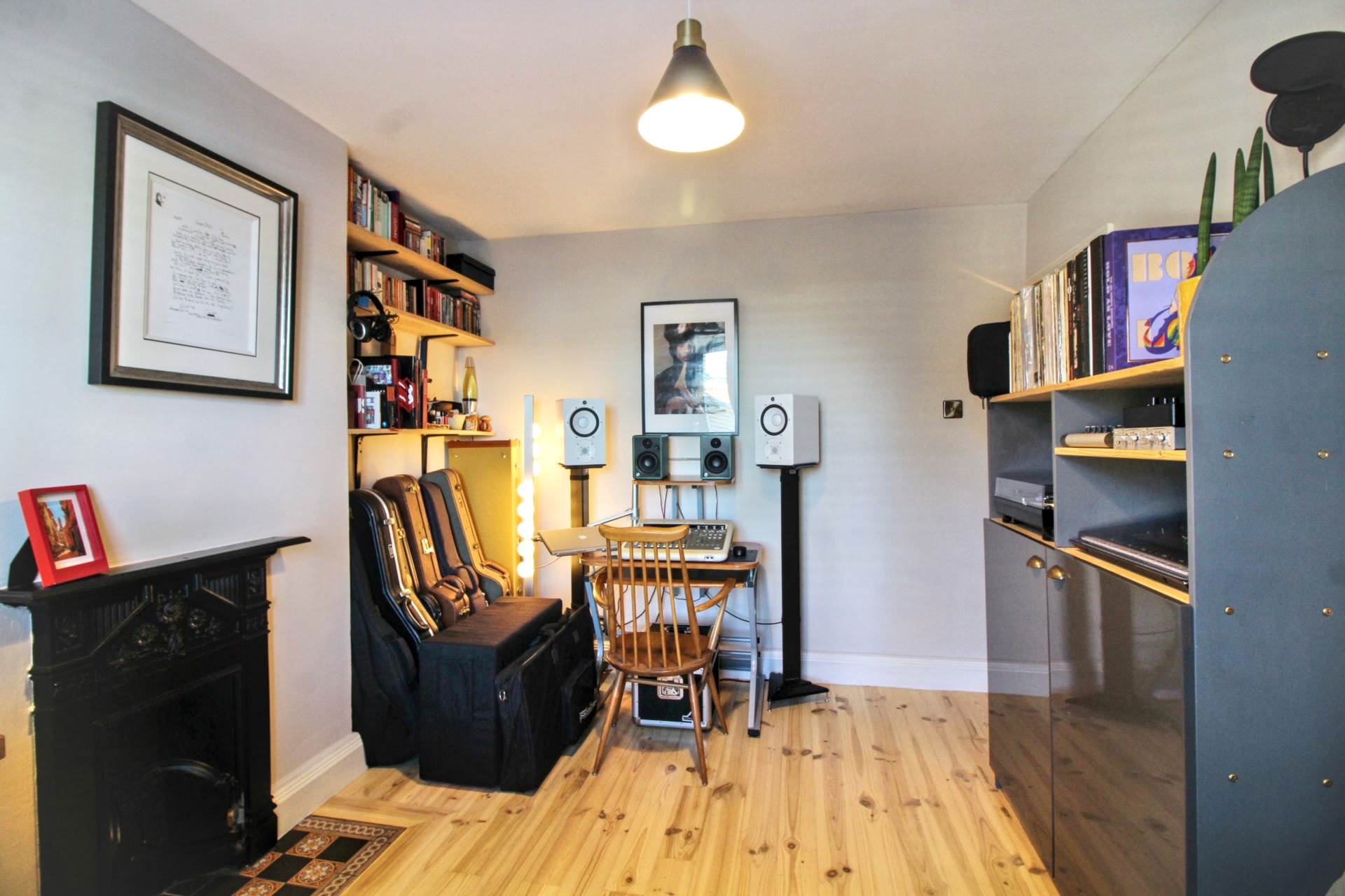 Quainton Road, Aylesbury, Image 12