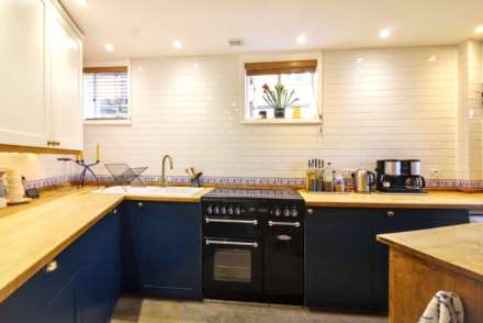 Quainton Road, Aylesbury, Image 9