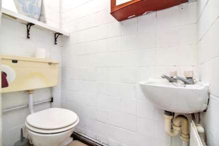 Bicester Road, Aylesbury, Image 12