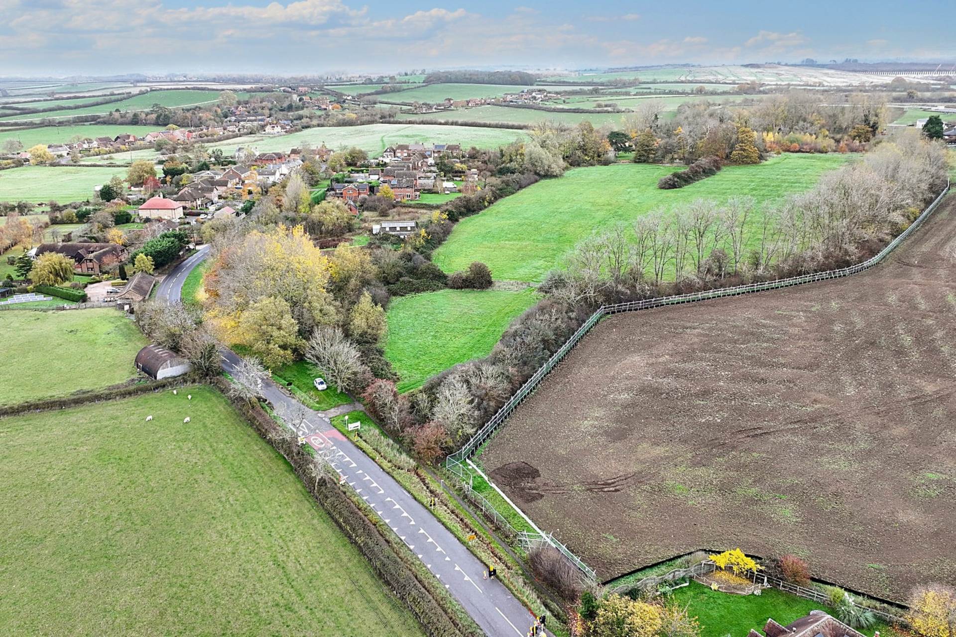 Land, Grendon Road, Edgcott, Image 2