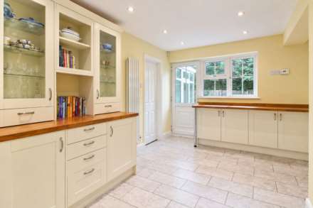 Church Farm Close, Bierton, Image 8