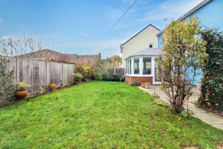 The Osprey, Aylesbury, Image 12