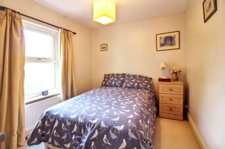 The Osprey, Aylesbury, Image 13