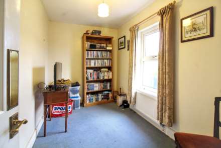 The Osprey, Aylesbury, Image 14