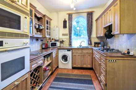 The Osprey, Aylesbury, Image 3