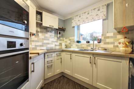 Sycamore Court, Willow Road, Image 3