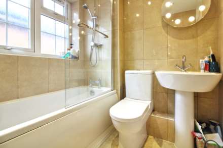 Chalgrove End, Stoke Mandeville, Image 11