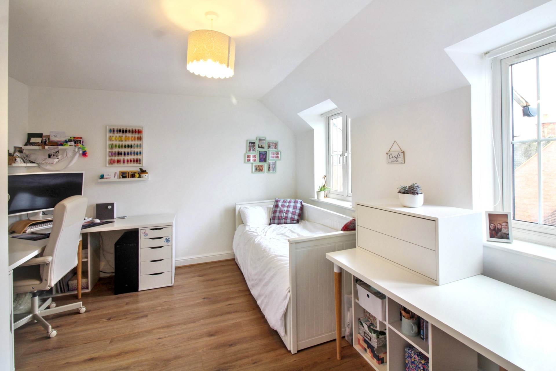 Acres Way, Aylesbury, Image 12