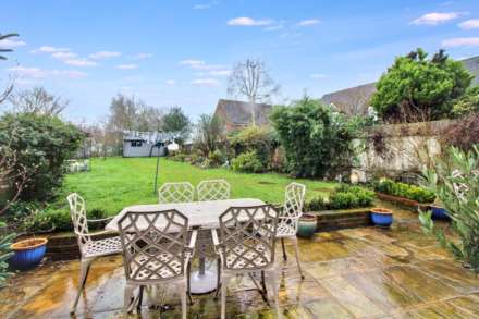 The Green, Aston Abbotts, Image 16