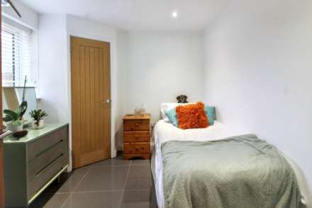 The Green, Aston Abbotts, Image 17