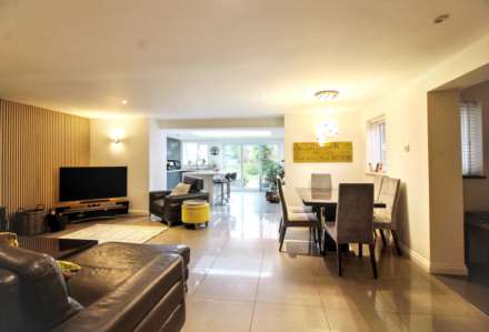 The Green, Aston Abbotts, Image 5