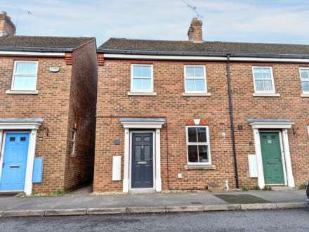 Property For Rent Great Meadow Way, Aylesbury