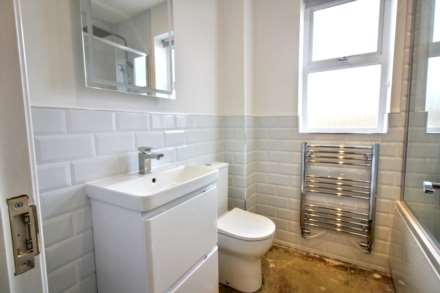 Great Meadow Way, Aylesbury, Image 6