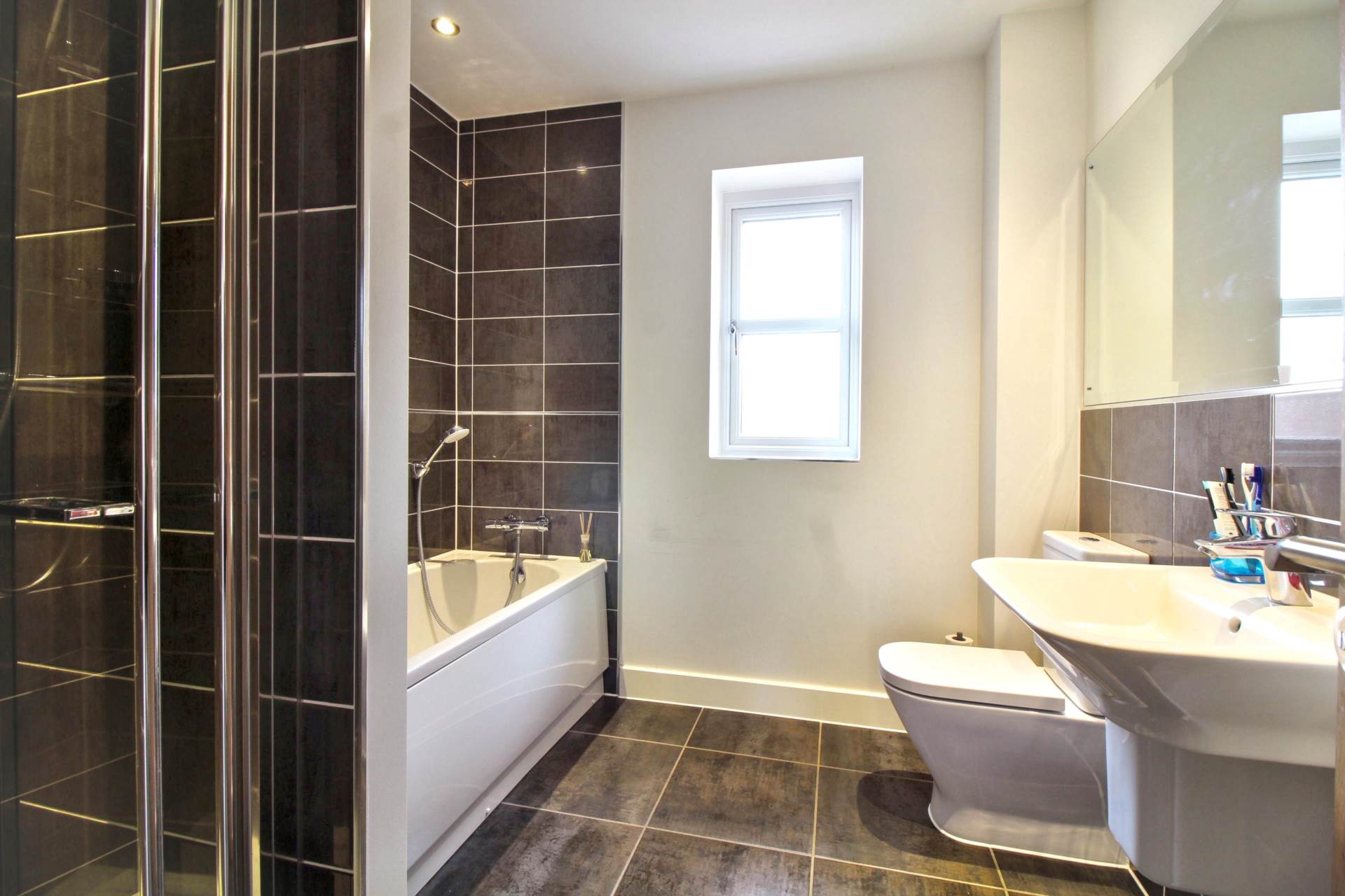 Lennon Way, Stoke Mandeville, Image 6