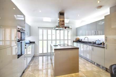 Lennon Way, Stoke Mandeville, Image 11