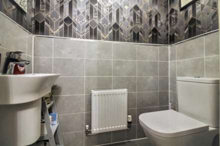 Lennon Way, Stoke Mandeville, Image 12