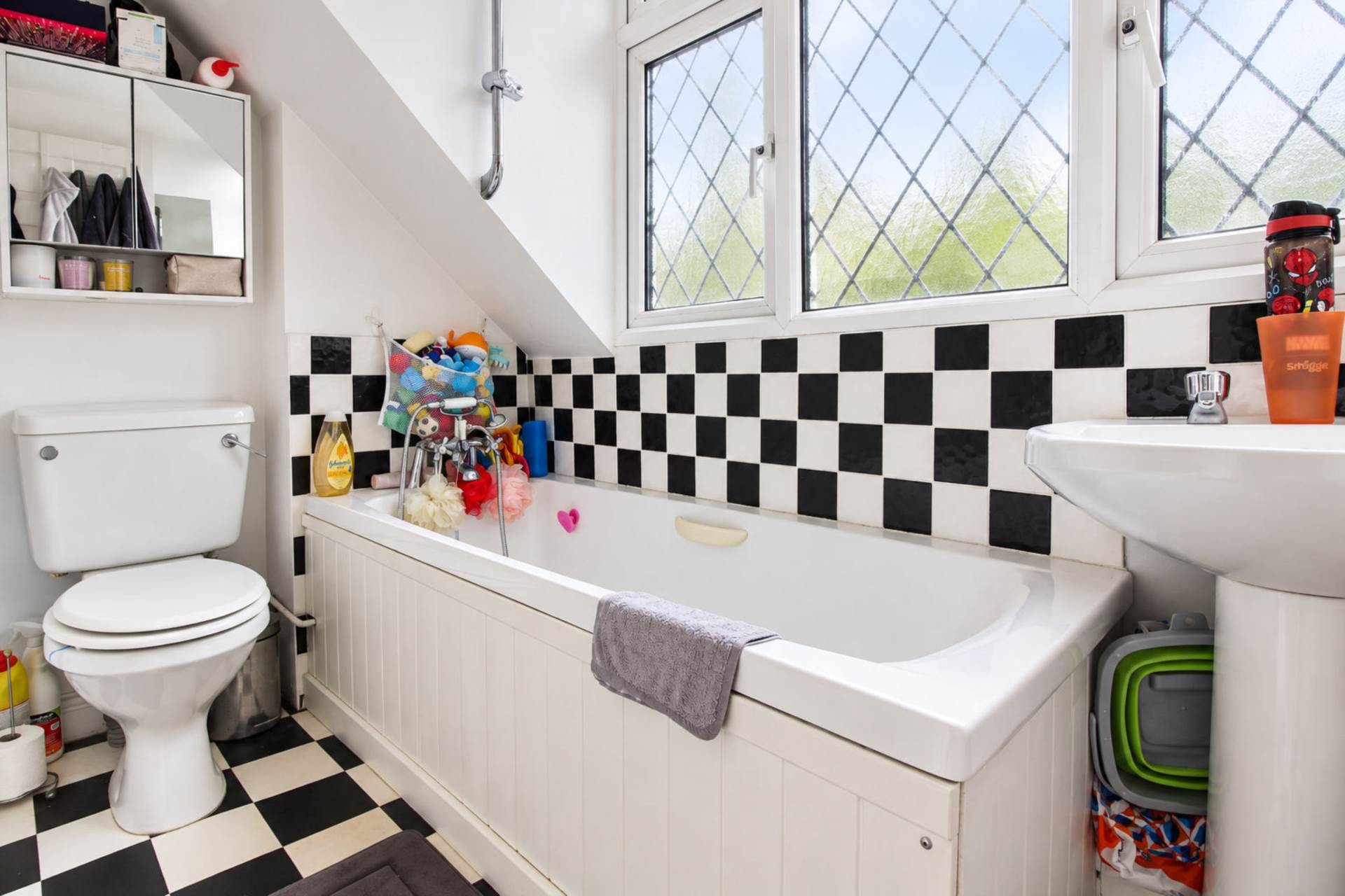 Wendover Road, Stoke Mandeville, Image 9