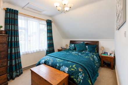 Wendover Road, Stoke Mandeville, Image 18