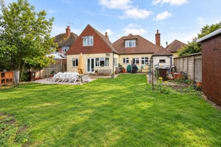 Wendover Road, Stoke Mandeville, Image 21