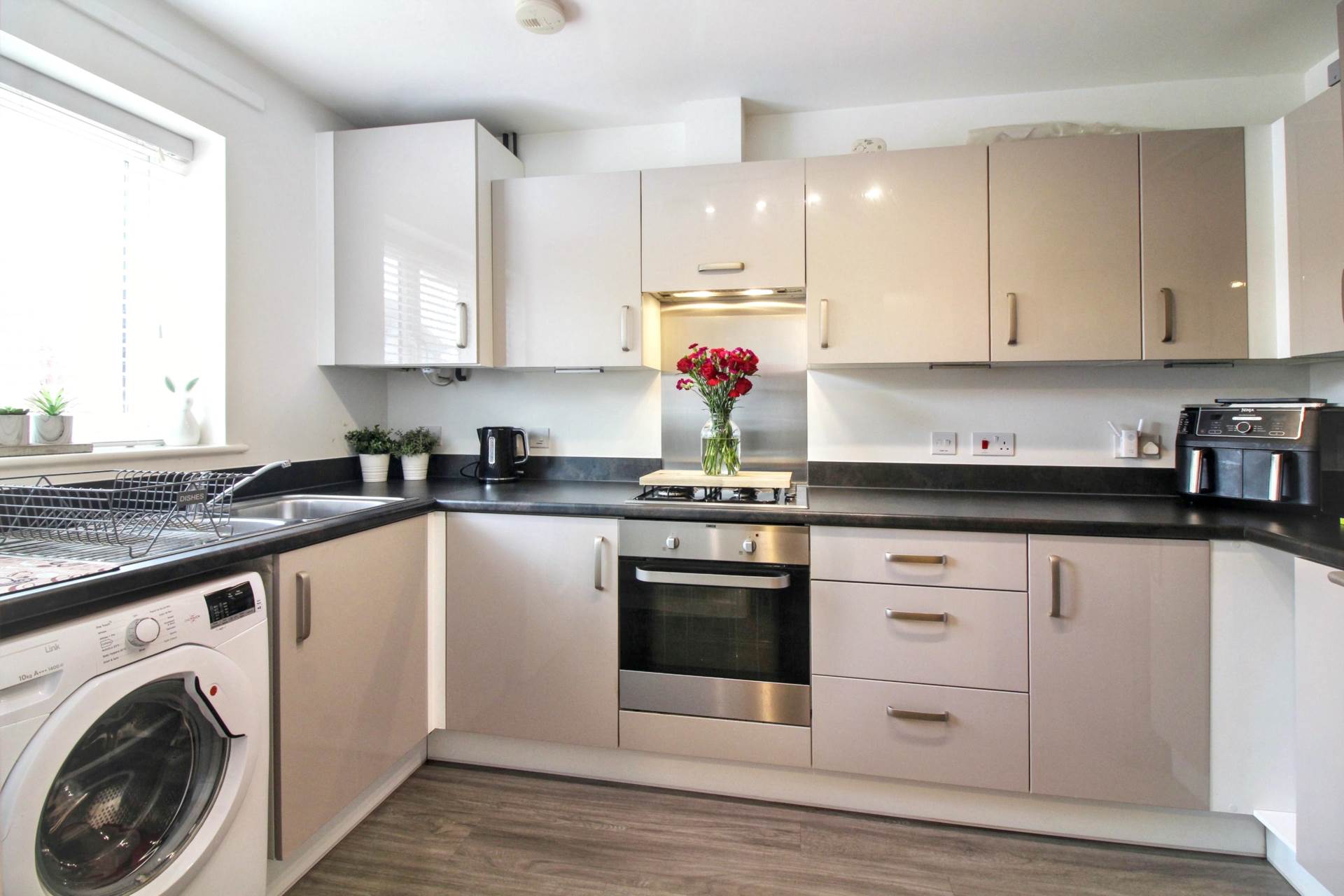 Rome Avenue, Stoke Mandeville, Image 2