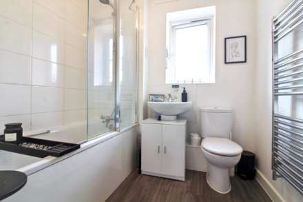 Rome Avenue, Stoke Mandeville, Image 7