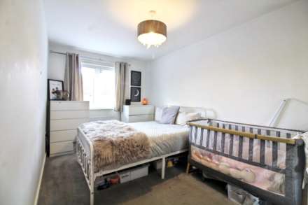 Rome Avenue, Stoke Mandeville, Image 8