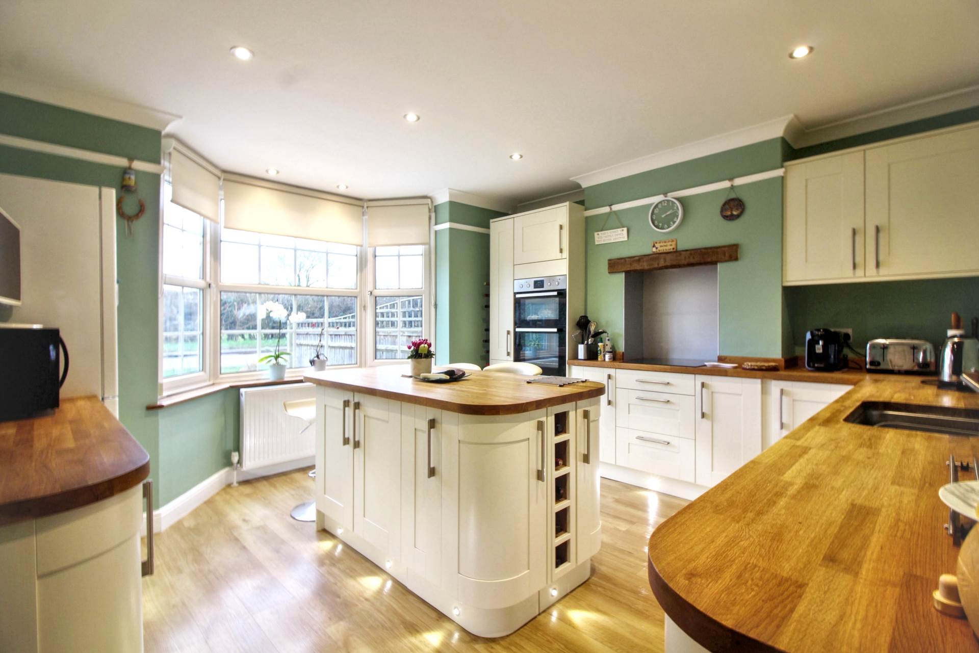 Marroway Weston Turville, Image 3