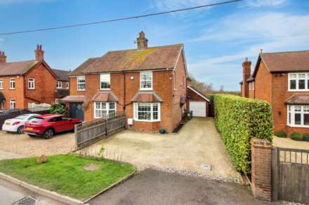 Marroway Weston Turville, Image 1