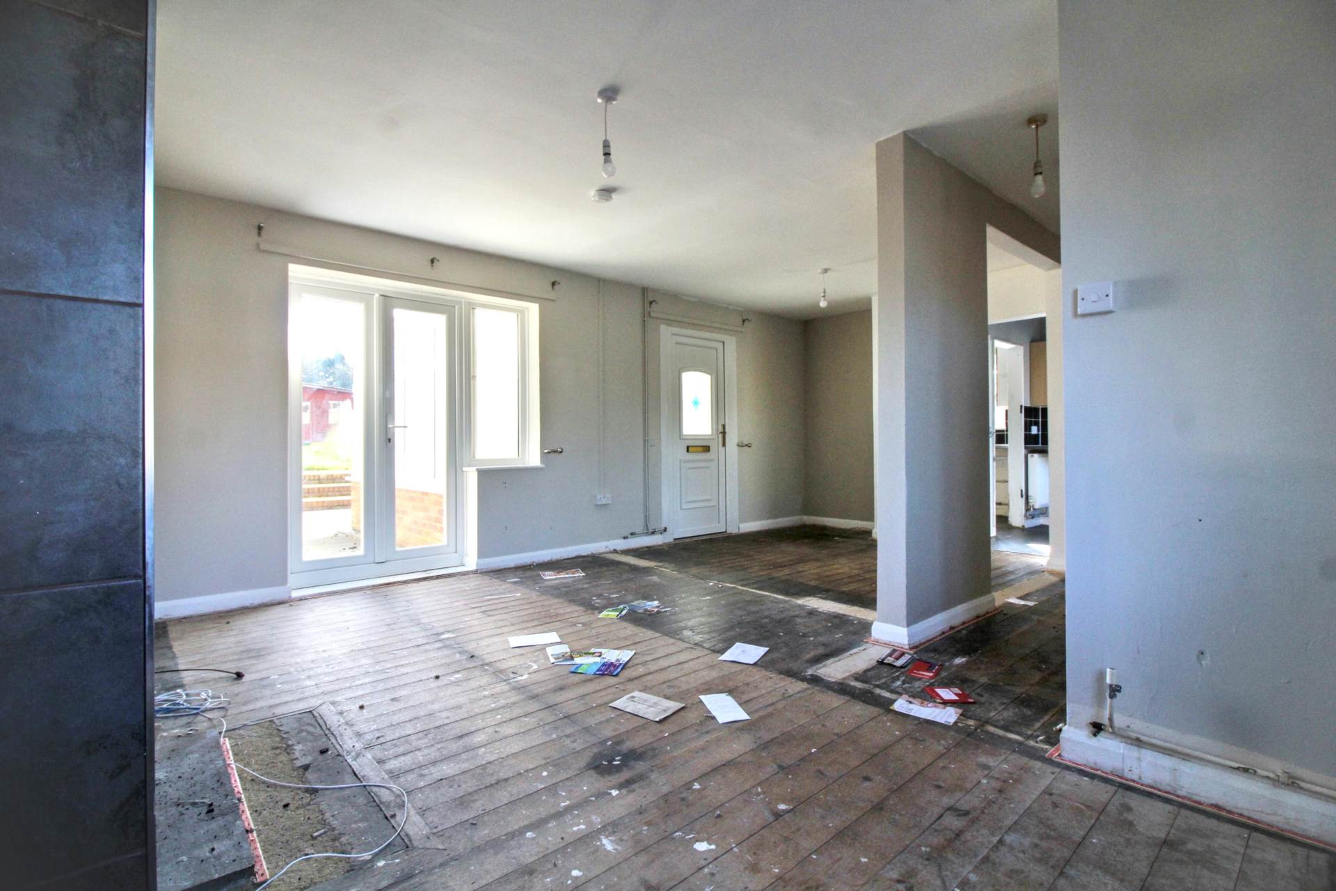 Overn Avenue, Buckingham, Image 3