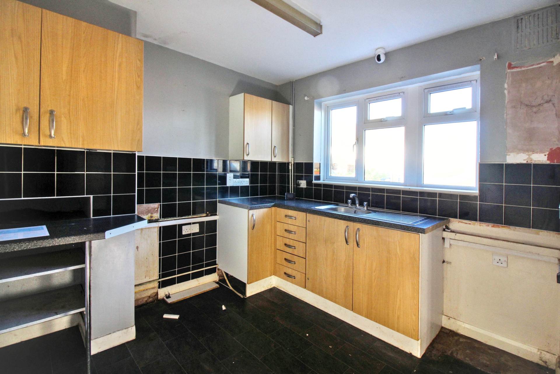 Overn Avenue, Buckingham, Image 4