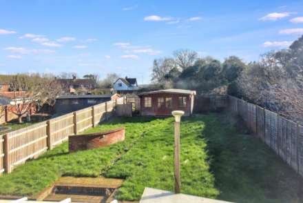 Overn Avenue, Buckingham, Image 7