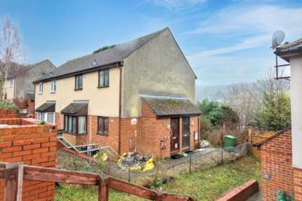 Tilling Crescent, High Wycombe, Image 1
