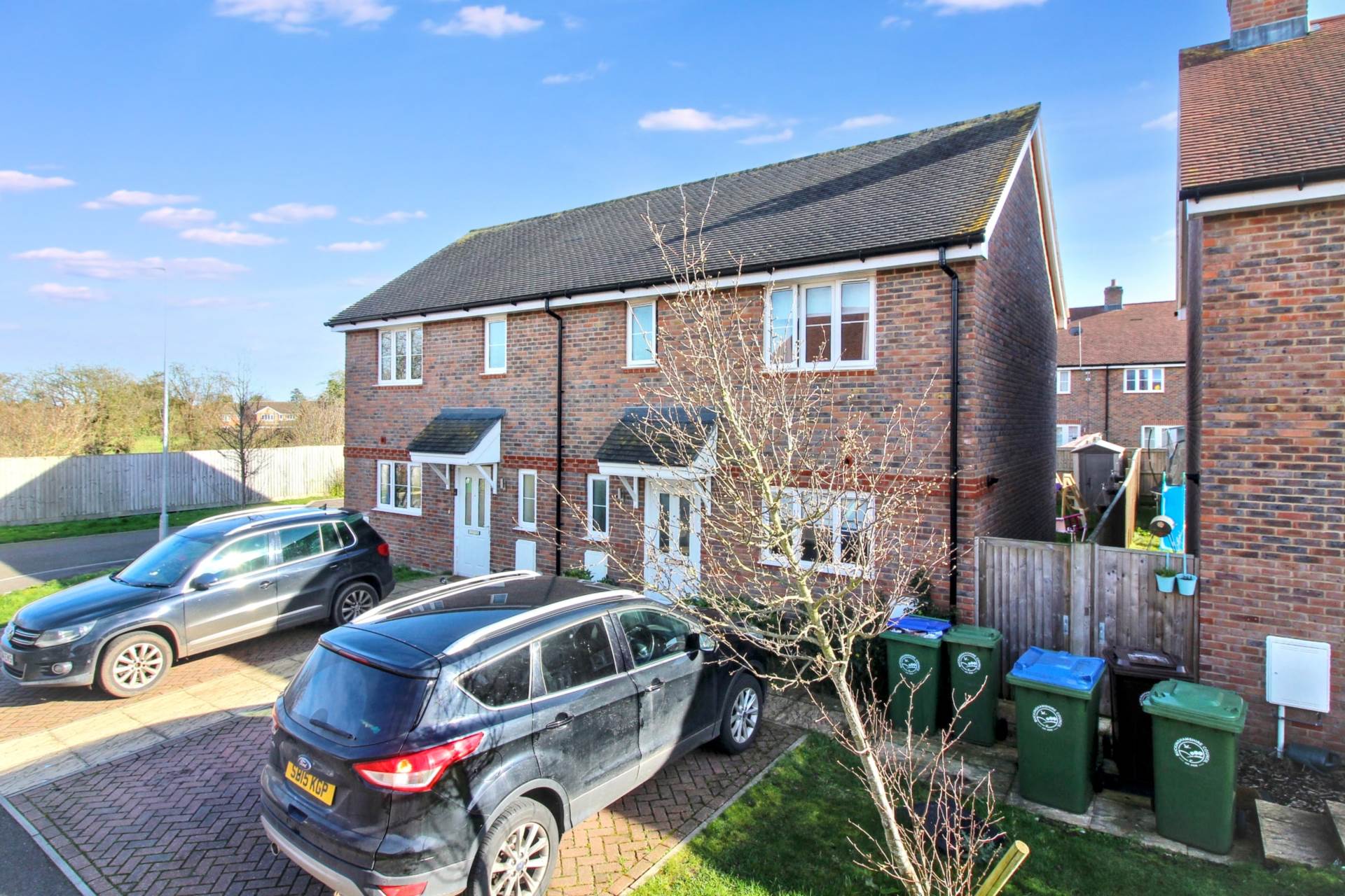 Eynesford Road, Stoke Mandeville, Image 1