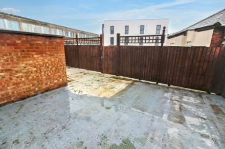 St James' House, Buckingham Street, Image 10