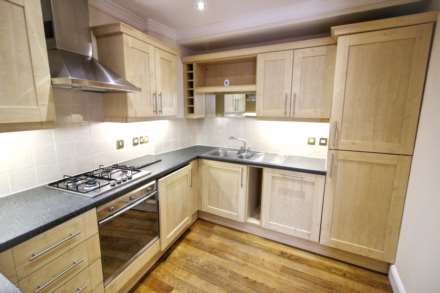 St James' House, Buckingham Street, Image 6